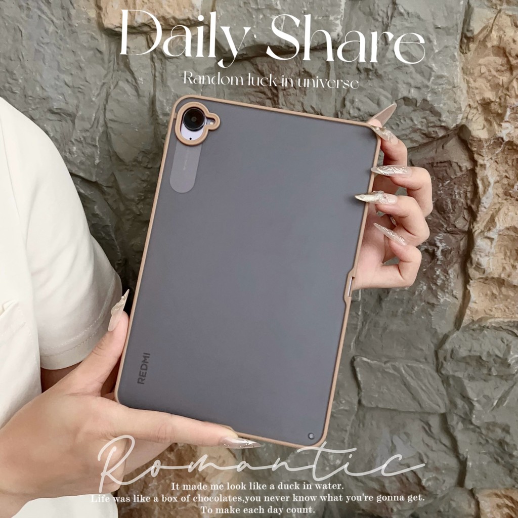 حافظة رفيعة للغاية من مادة الب - مراجعة Transparent Thin Case وسعره