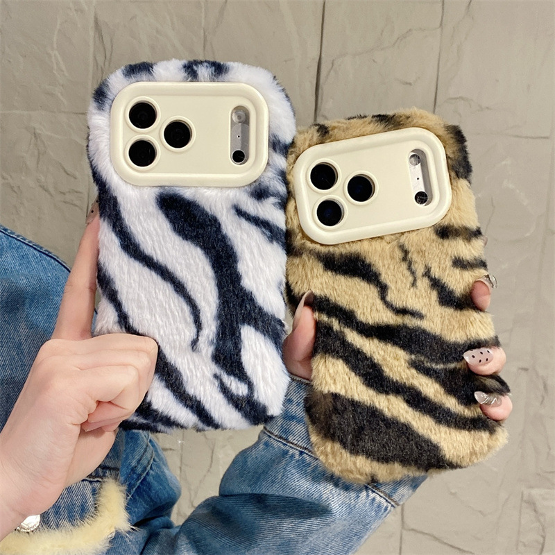 غطاء هاتف فاخر بنمط حمار وحشي  - مراجعة Phone Cases Iphone 15 وسعره