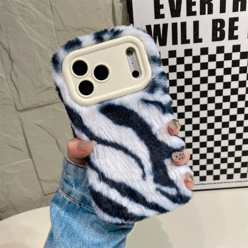 غطاء هاتف فاخر بنمط حمار وحشي  - مراجعة Phone Cases Iphone 15 وسعره