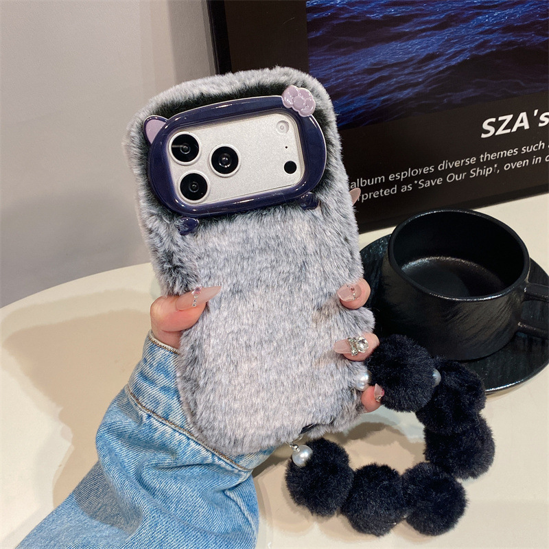 غطاء هاتف فاخر من الفرو الناعم - مراجعة Phone Cases Iphone 15 وسعره