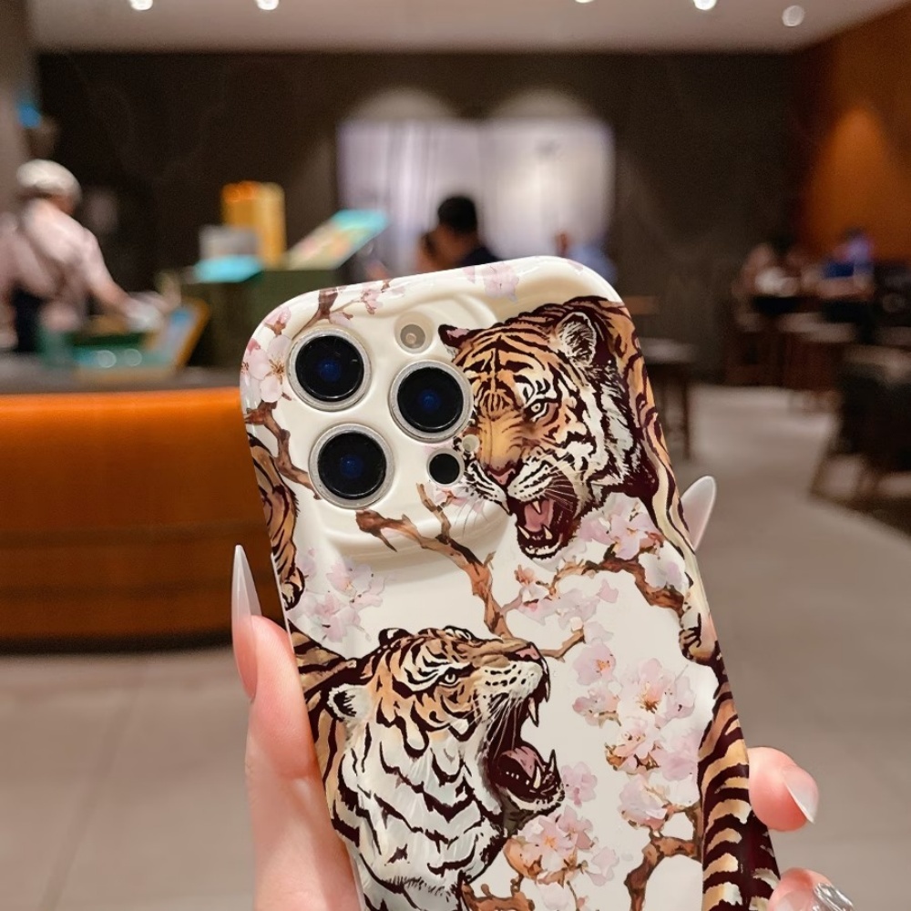 جراب هاتف بنمط دب لطيف ونمر را - مراجعة Phone Cases Cute Iphone 13 وسعره